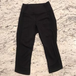 Lululemon crop leggings